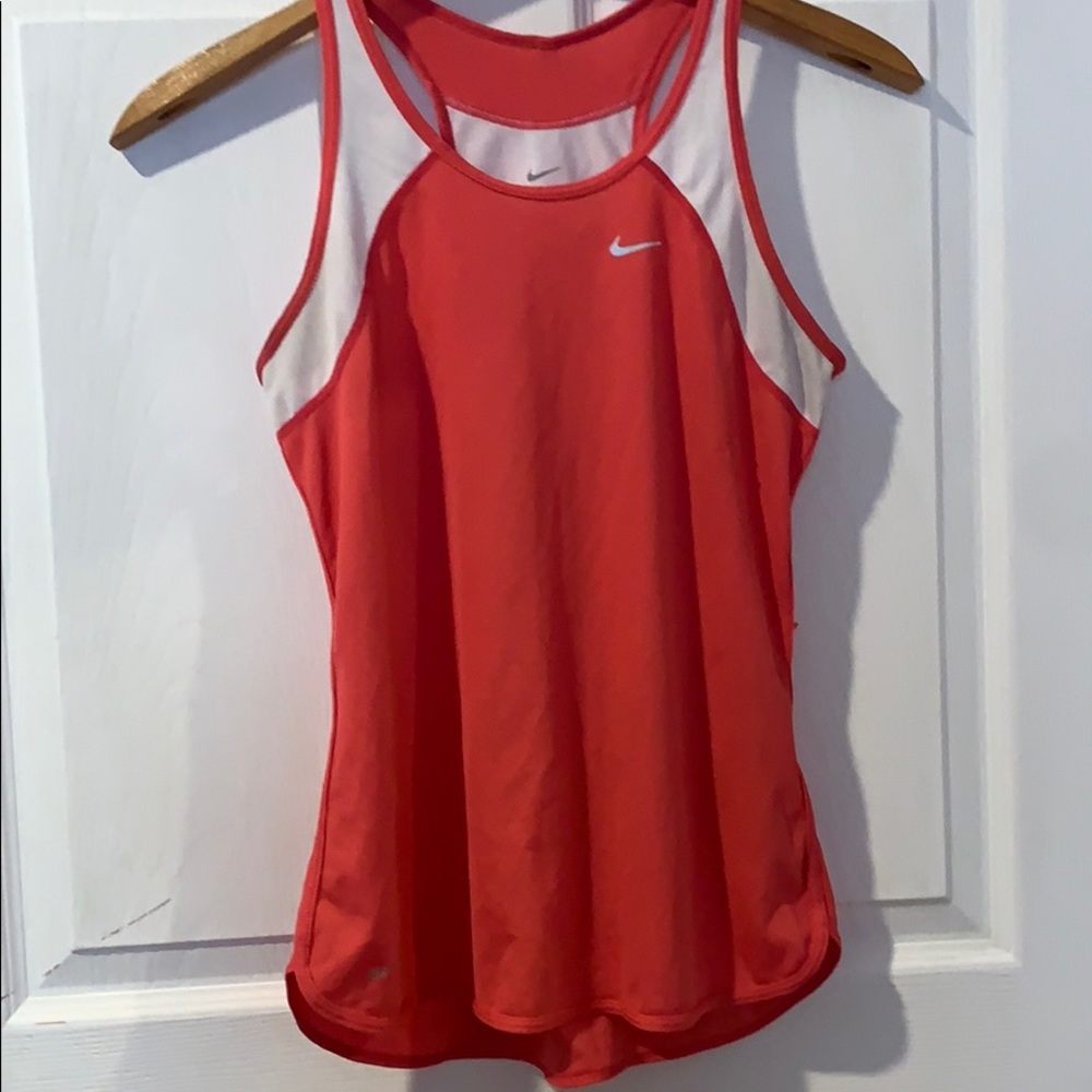 Nike tank tops S